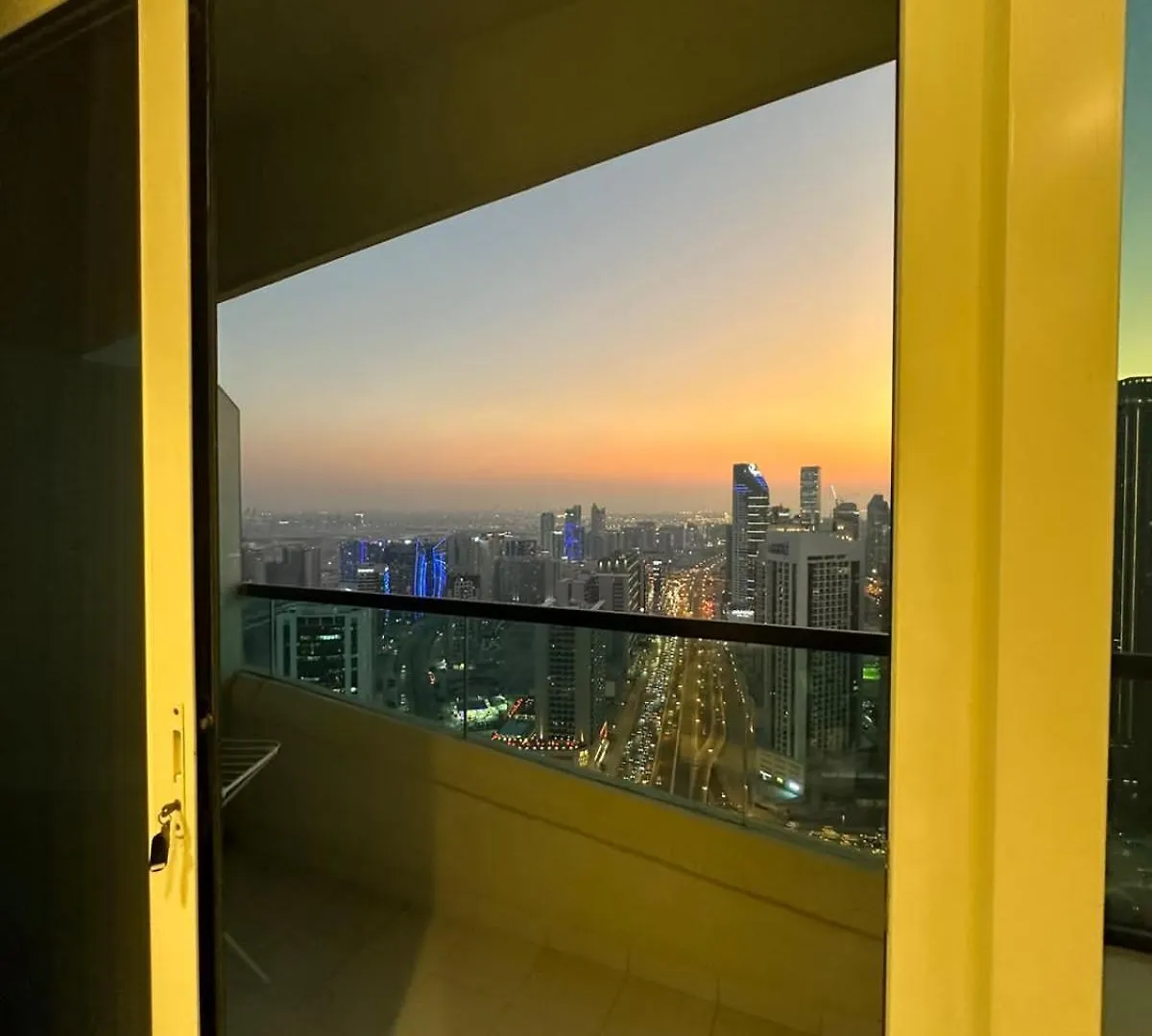 Lux 1 Bedroom In Downtown Dubai 0*,  Verenigde Arabische Emiraten